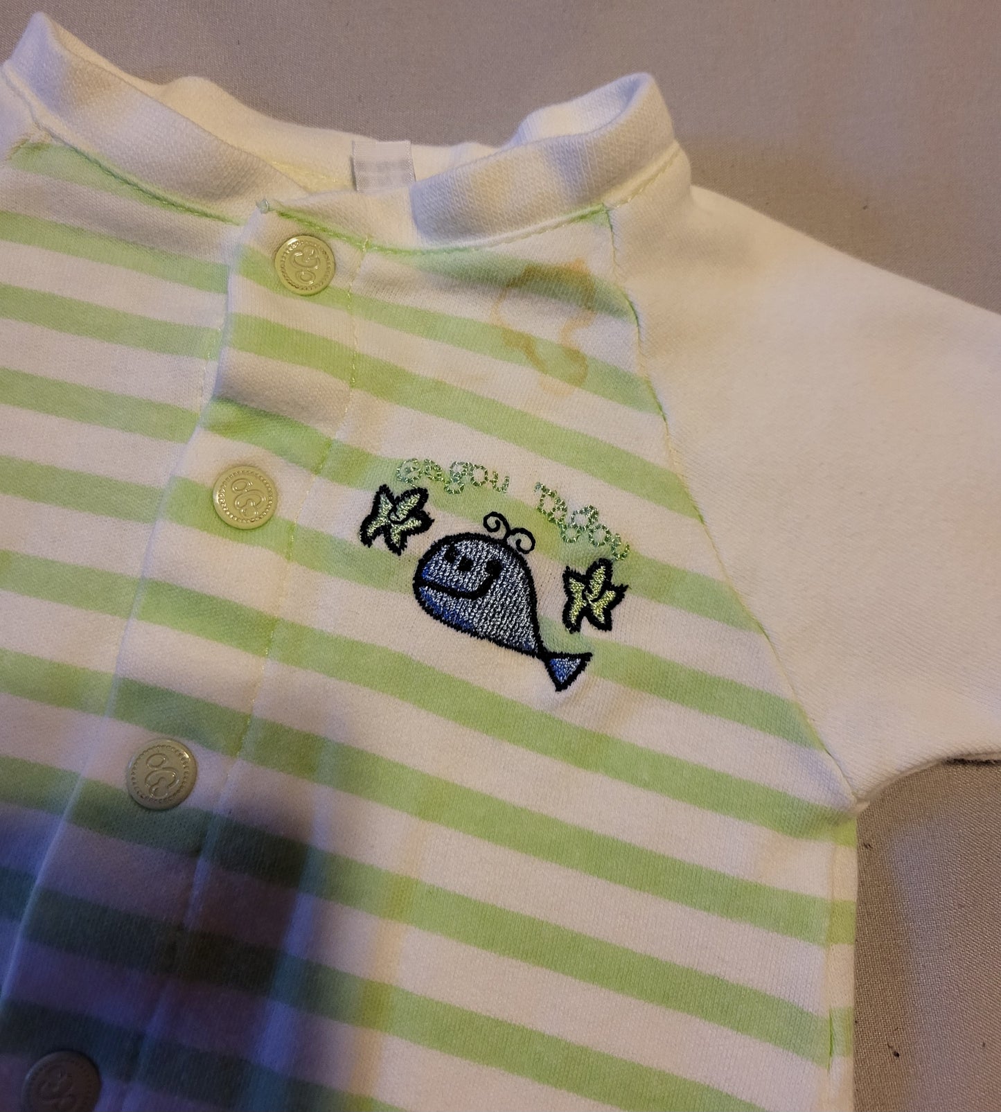 G/F - Pyjama 1 mois imparfait (taché)