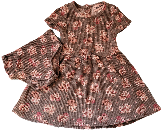 F - Robe avec culotte rose et grise - 18 mois