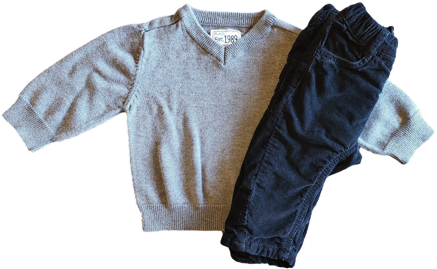 G - Ensemble pull gris et pantalon noir - 6-9 mois