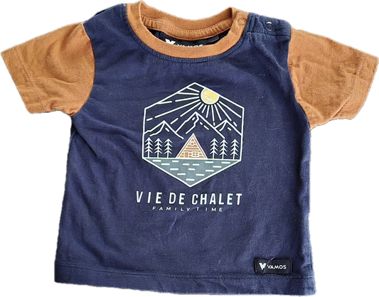 G - T-Shirt bleu marine Vie de chalet - 6 mois